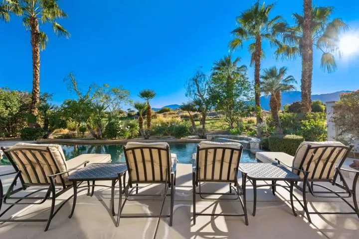 23-web-or-mls-JRSavona_2022_023