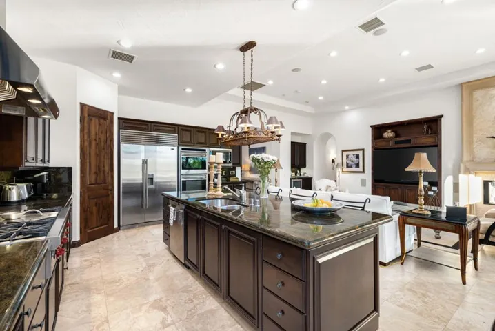 52-web-or-mls-JRSavona_2022_052