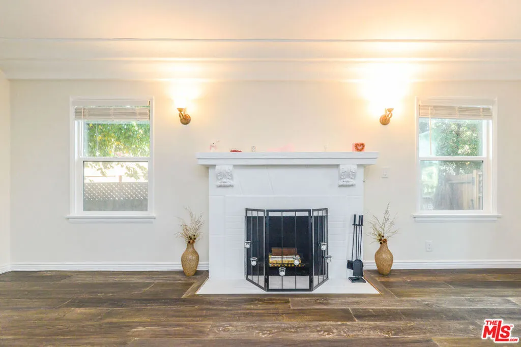 1017 S Alfred Street, California home-pic-41