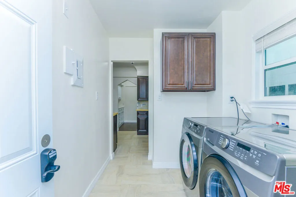 1017 S Alfred Street, California home-pic-25