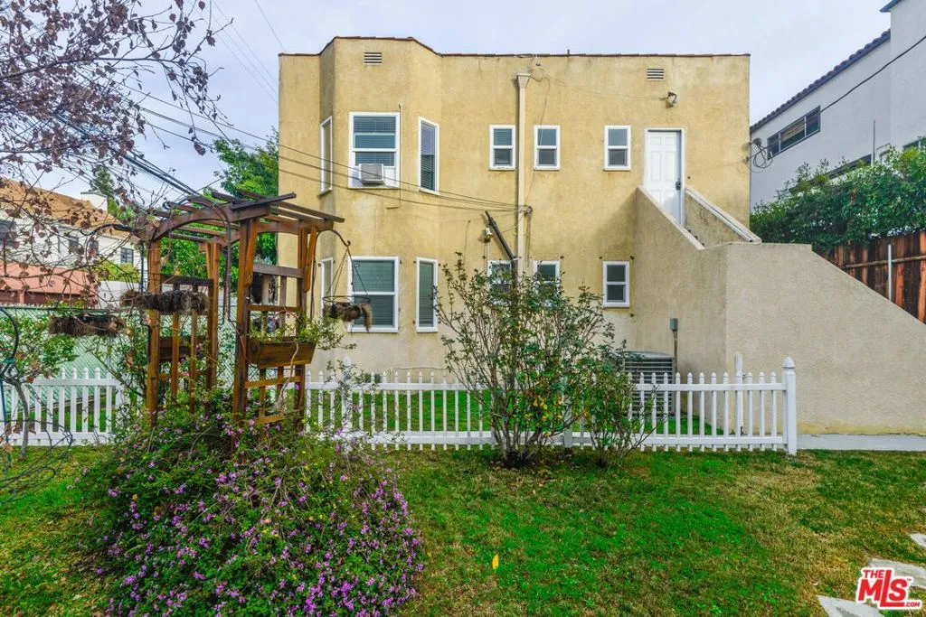 1017 S Alfred Street, California home-pic-55