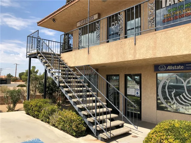 20786 Bear Valley Road F, Apple Valley, California 92308