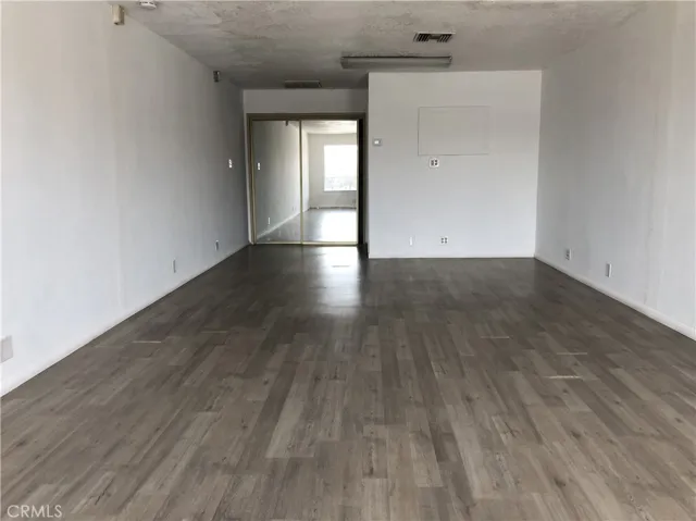 20786 Bear Valley Road F, Apple Valley, California 92308