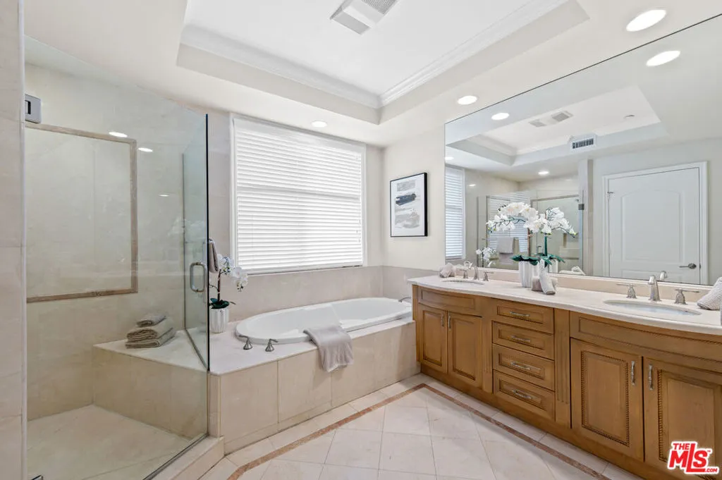 10935 Missouri Avenue Unit B, Los Angeles, California 90025 home-pic-19