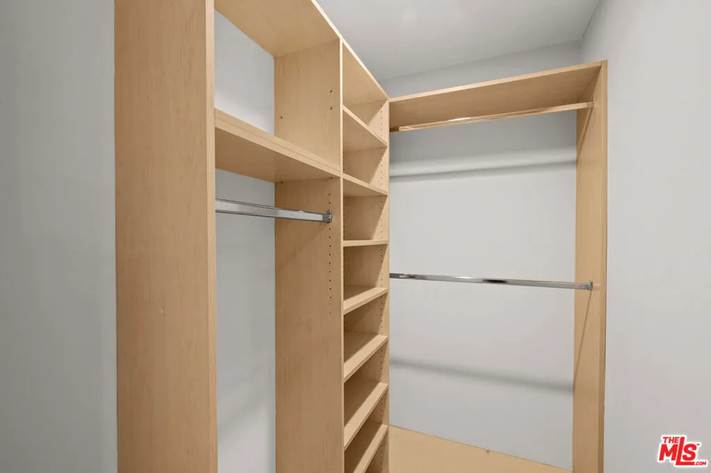10935 Missouri Avenue Unit B, Los Angeles, California 90025 home-pic-14