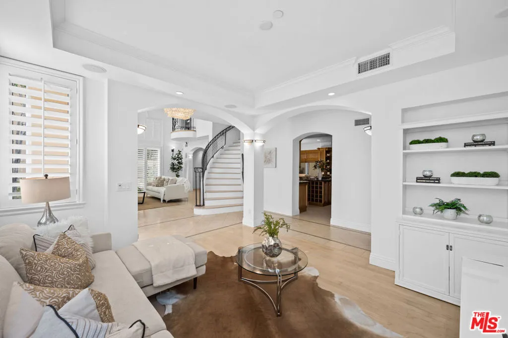 10935 Missouri Avenue Unit B, Los Angeles, California 90025 home-pic-40