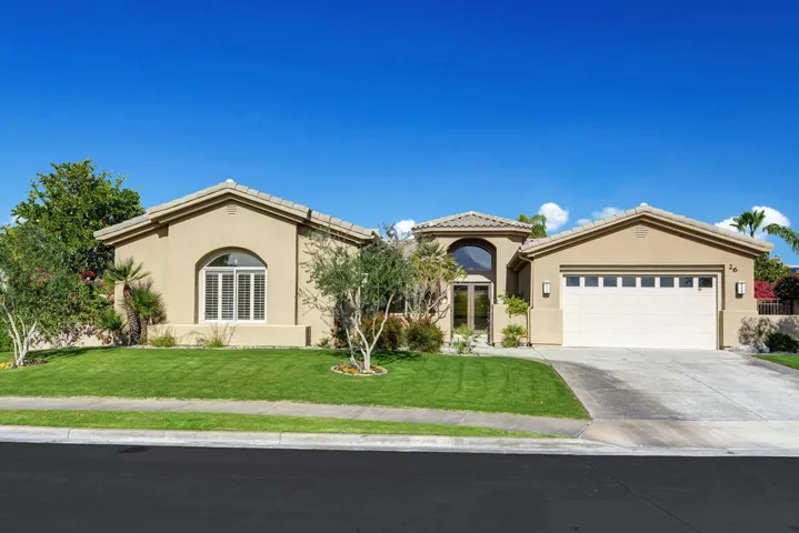 FRONT OF HOME.jpg mls