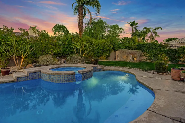 SUNSET SPA.jpg mls