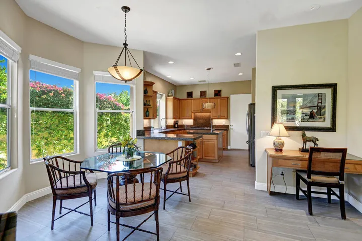 KITCHEN TABLE TO KITCHEN.jpg mls