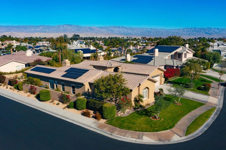DRONE CORNER LOT MLS