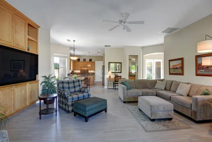 LIVING ROOM.jpg mls