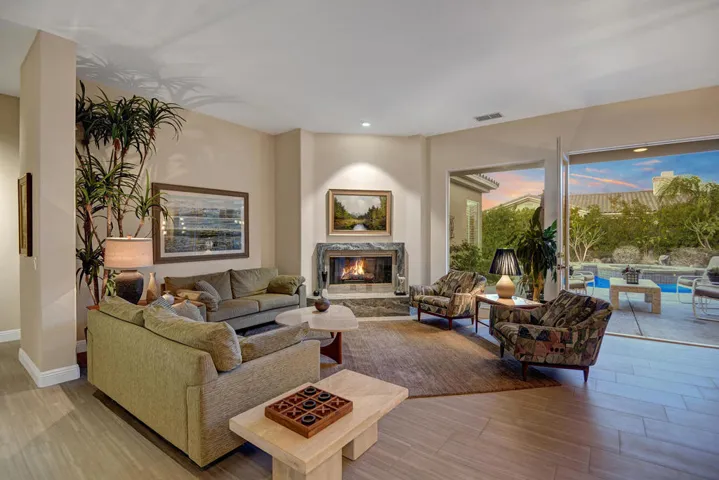 LIVING ROOM TO POOL YARD MLS