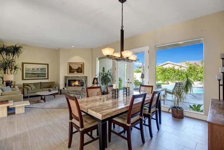 DINING SPACE.jpg mls