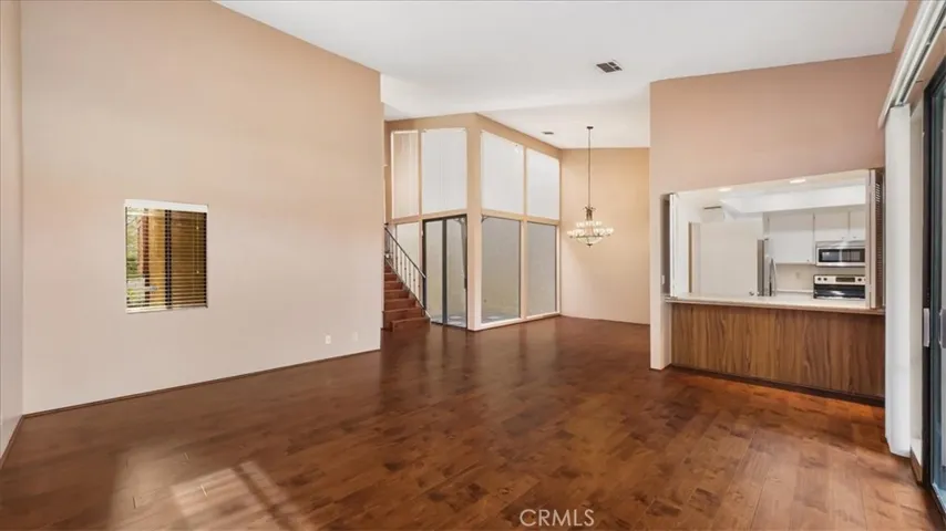 674 S Calle Petunia, Palm Springs, California 92262