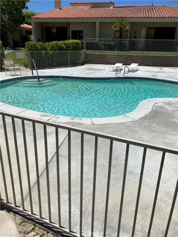 674 S Calle Petunia, Palm Springs, California 92262