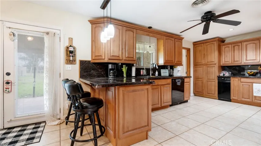 25368 Orange Street, Los Molinos, California 96055
