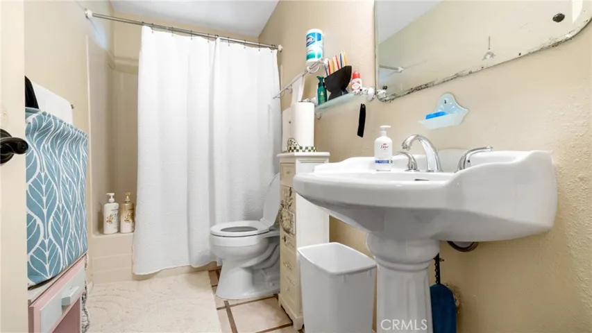 25368 Orange Street, Los Molinos, California 96055