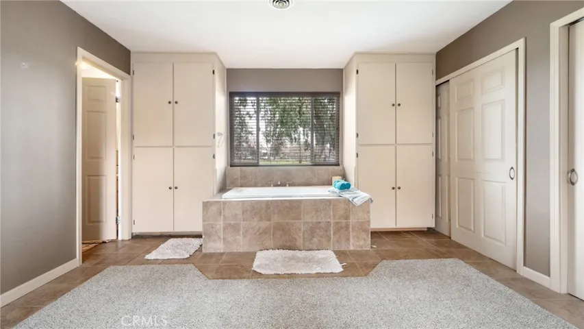 25368 Orange Street, Los Molinos, California 96055