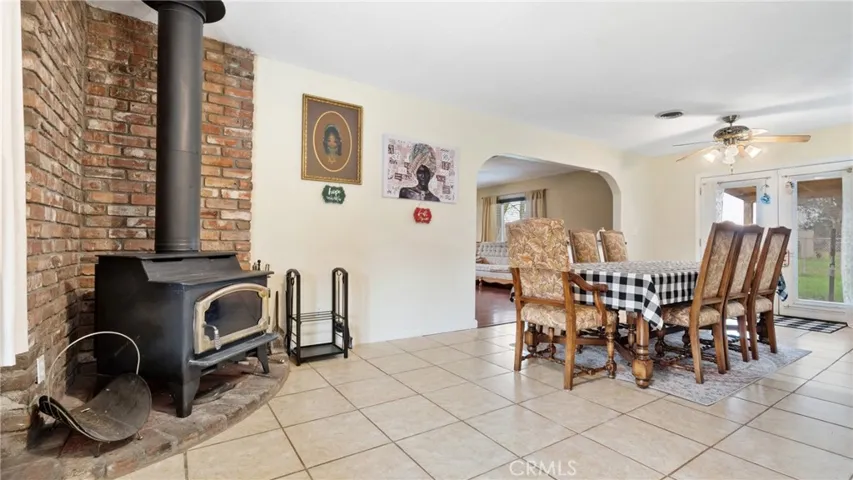 25368 Orange Street, Los Molinos, California 96055