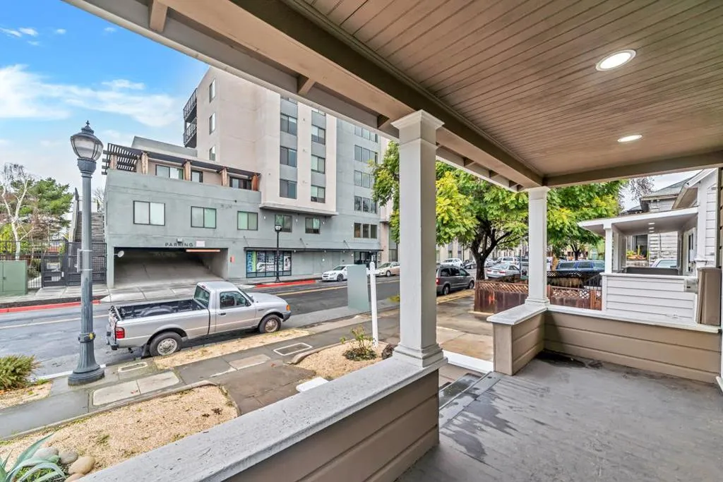 54 W Reed Street, San Jose, California 95110 home-pic-40