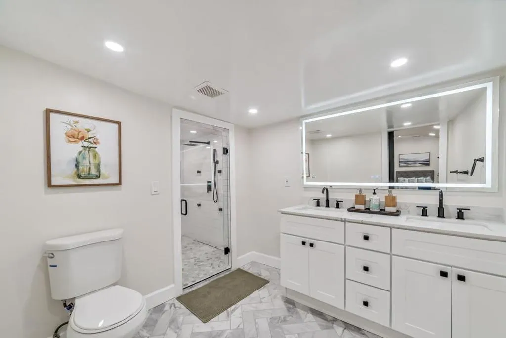 54 W Reed Street, San Jose, California 95110 home-pic-37