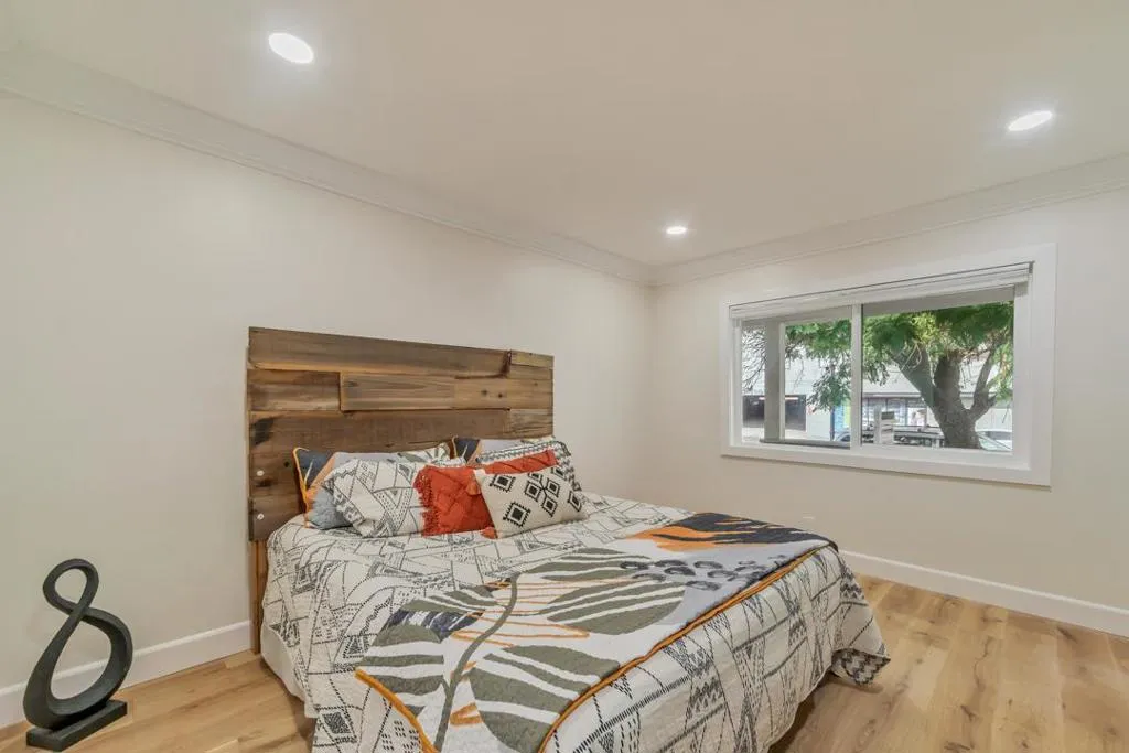 54 W Reed Street, San Jose, California 95110 home-pic-13