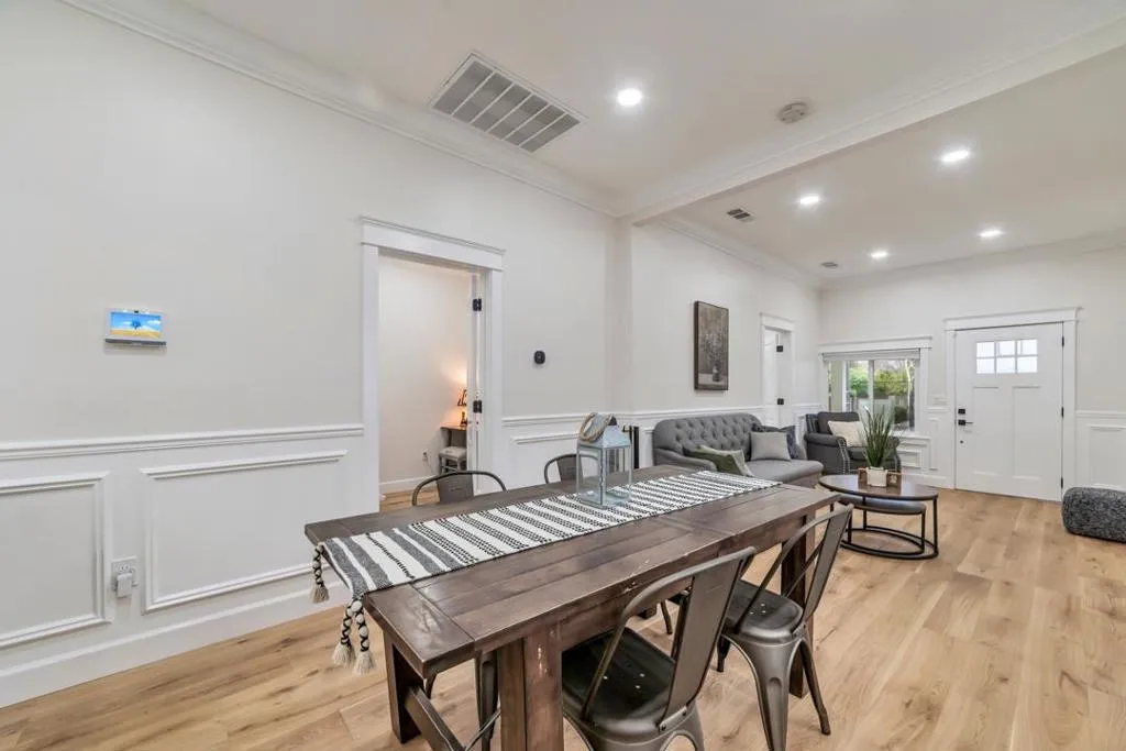 54 W Reed Street, San Jose, California 95110 home-pic-22