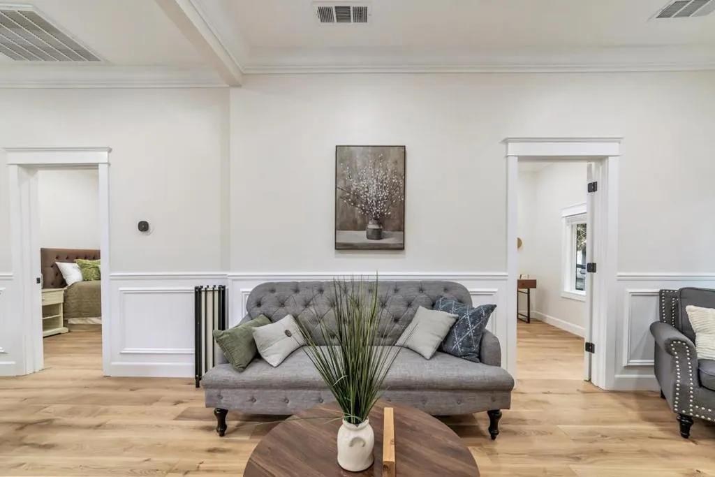 54 W Reed Street, San Jose, California 95110 home-pic-20