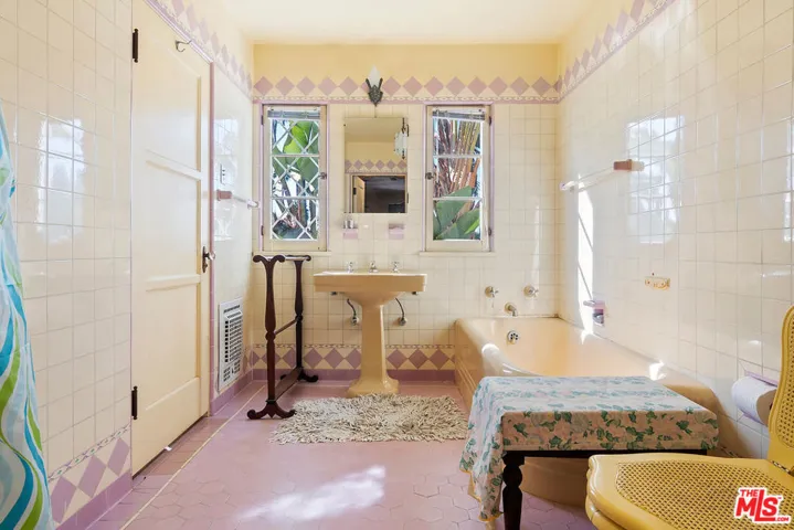 439 18th Street, Santa Monica, California 90402