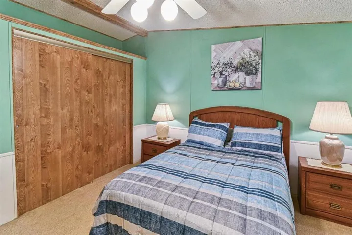 24-15300 Palm Dr-24