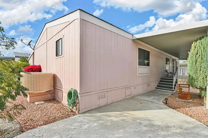 05-15300 Palm Dr-5