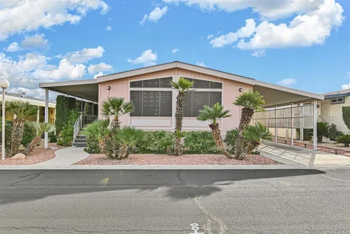 02-15300 Palm Dr-2