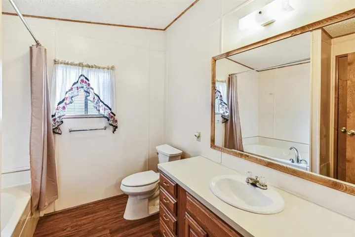 20-15300 Palm Dr-20