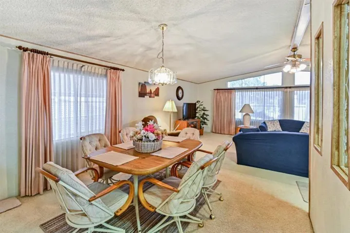 16-15300 Palm Dr-16