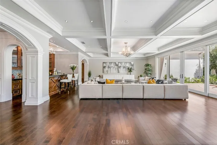 910 Fallen Leaf Road, Arcadia, California 91006