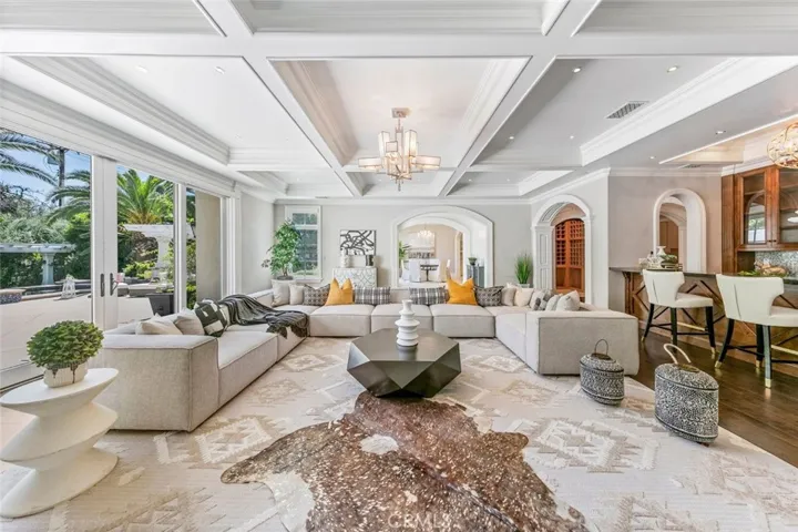 910 Fallen Leaf Road, Arcadia, California 91006