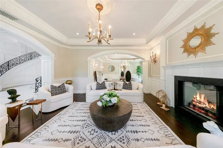 910 Fallen Leaf Road, Arcadia, California 91006