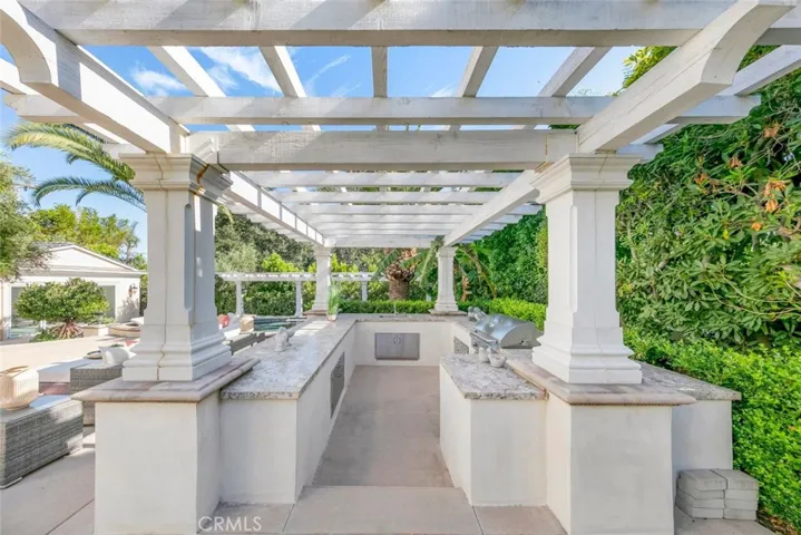 910 Fallen Leaf Road, Arcadia, California 91006