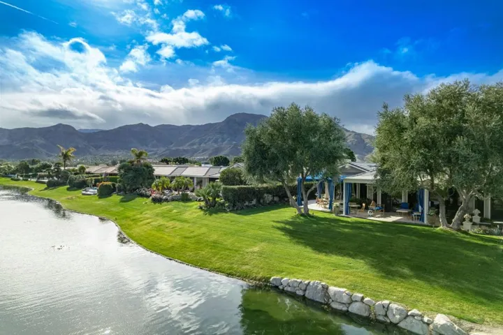 Golf course, lagoon & mountain views