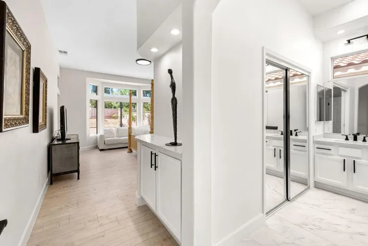 32-web-or-mls-068A2724