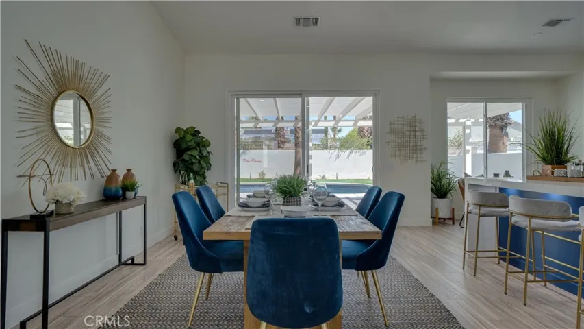 1102 E Via San Michael Road, Palm Springs, California 92262