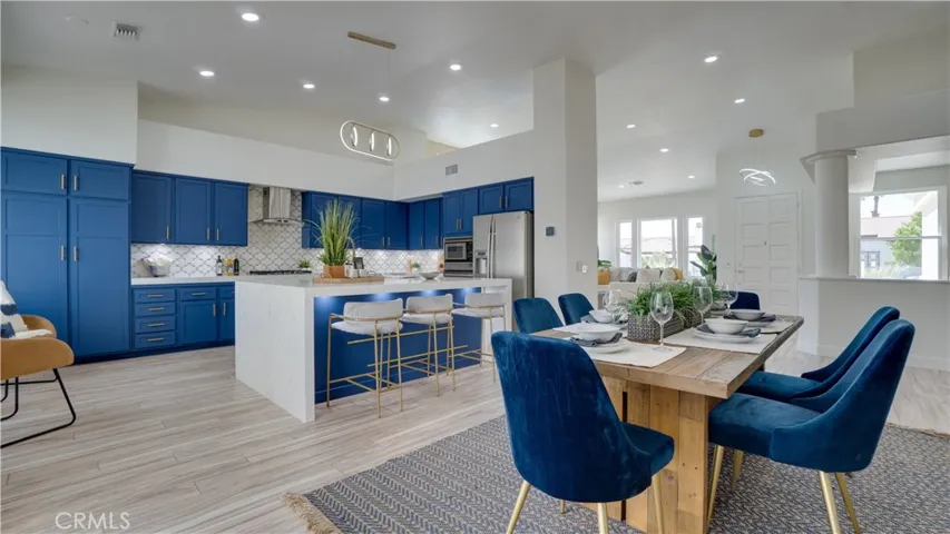 1102 E Via San Michael Road, Palm Springs, California 92262