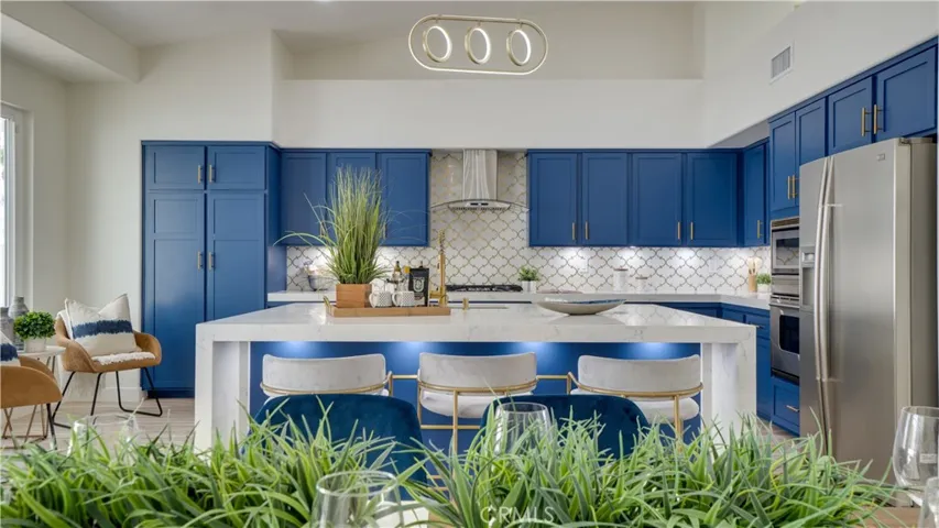 1102 E Via San Michael Road, Palm Springs, California 92262