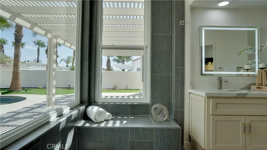 1102 E Via San Michael Road, Palm Springs, California 92262