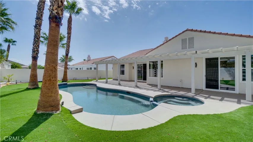 1102 E Via San Michael Road, Palm Springs, California 92262