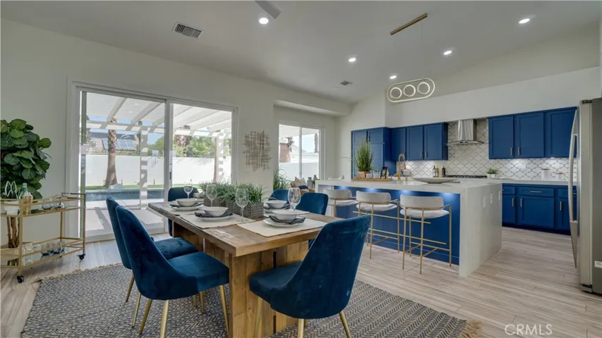 1102 E Via San Michael Road, Palm Springs, California 92262
