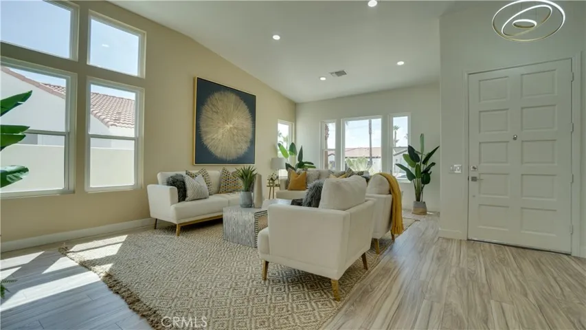1102 E Via San Michael Road, Palm Springs, California 92262