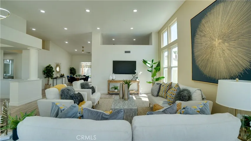 1102 E Via San Michael Road, Palm Springs, California 92262