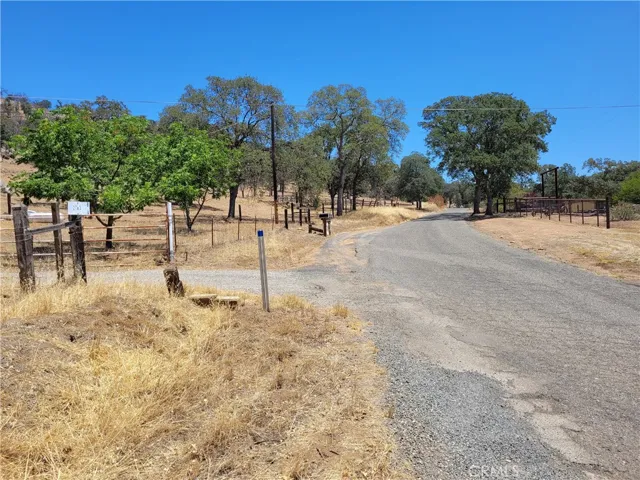 Looking East on Old Hwy.