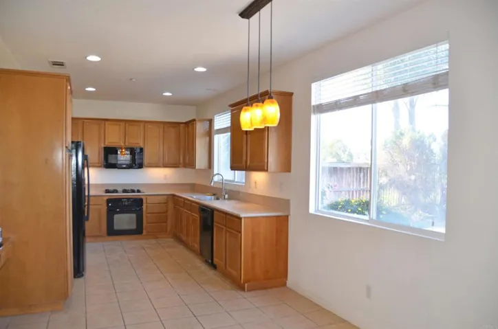 4728 Sandalwood Way, Oceanside, California 92057